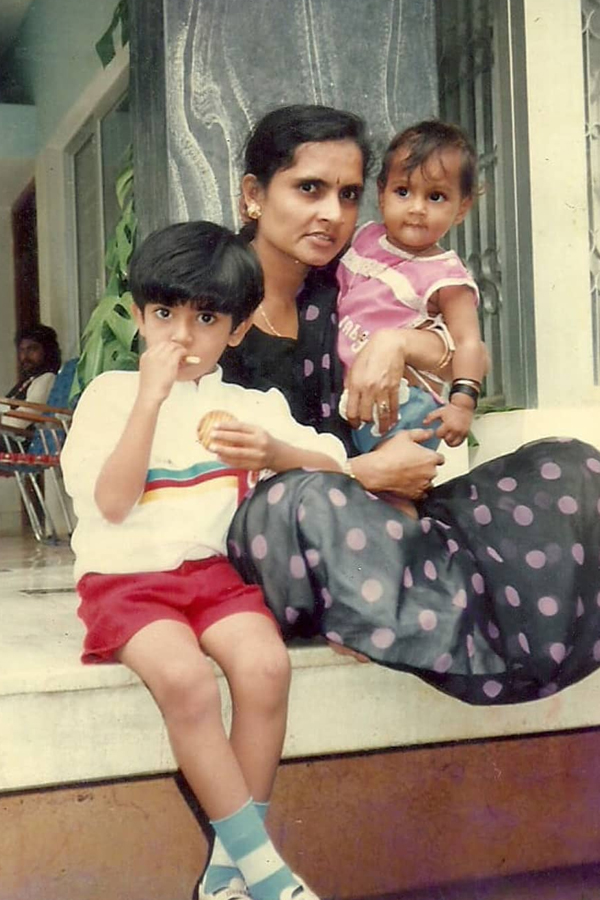 Sujitha-Dhanush-6.jpg 7