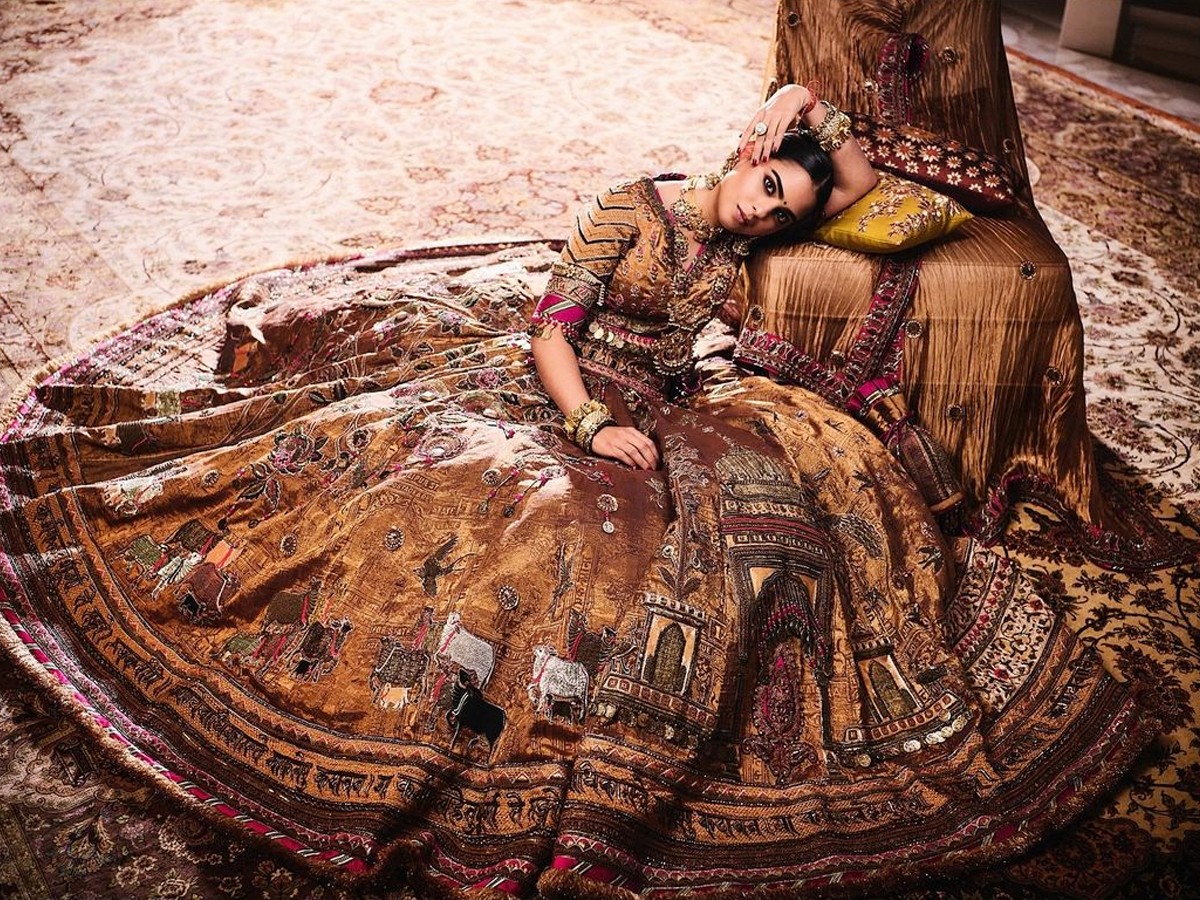 3.Isha-Ambani.jpg 4