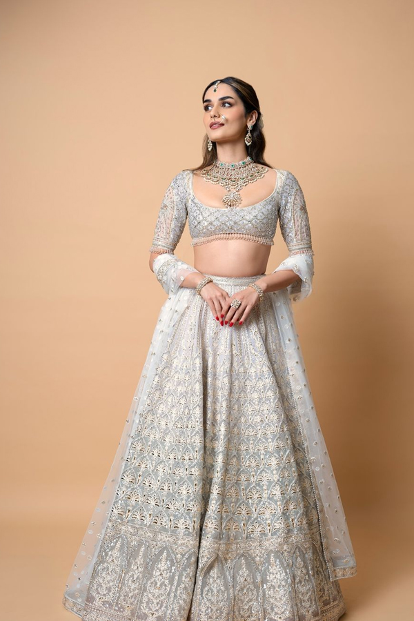 5.Manushi-Chhillar.jpg 7