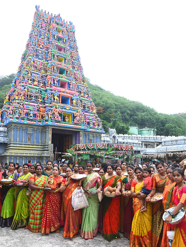 Ashadha_20Mahotsavam_20in_20indrakeeladri_20temple_8.jpg 8