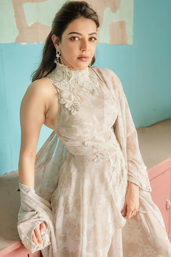 Kajal-Aggarwal-5.jpg 6