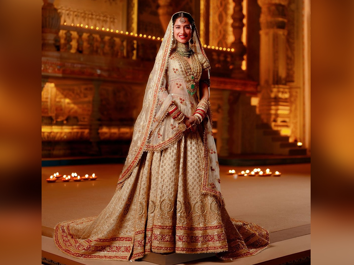 Radhika-Merchant-14.jpg 15