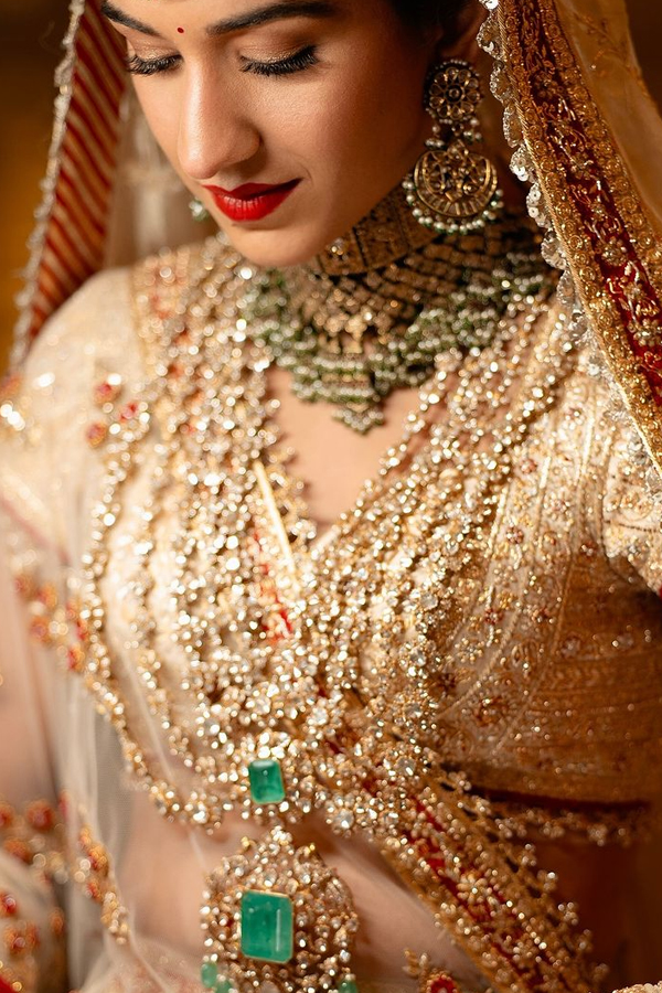 Radhika-Merchant-15.jpg 17