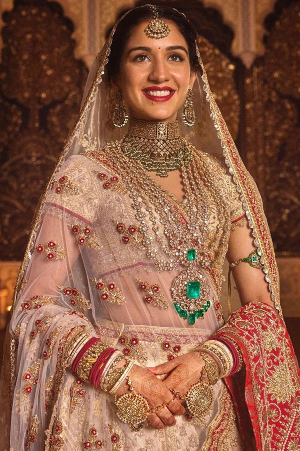 Radhika-Merchant-16.jpg 18