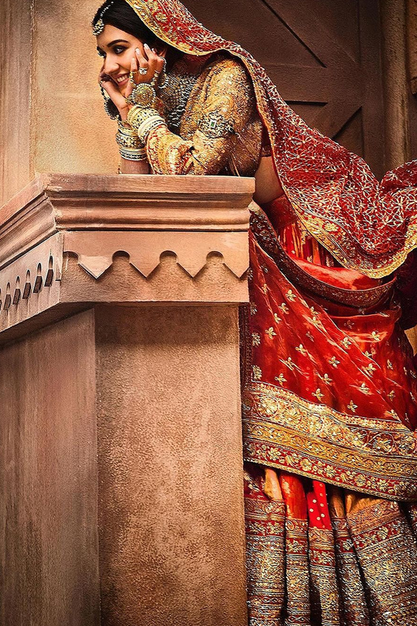 Radhika-Merchant-5.jpg 6