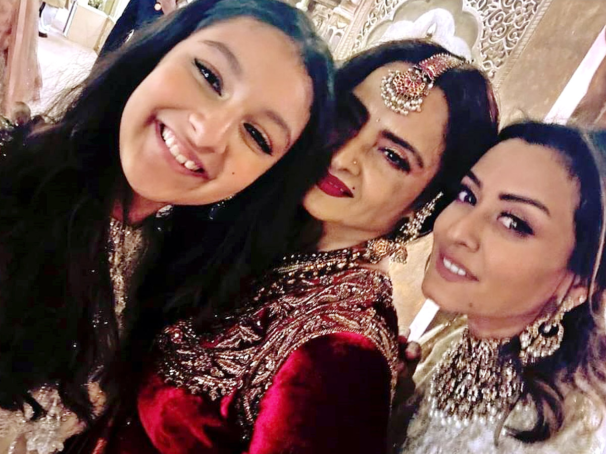 MaheshBabu-NamrataShirodkar_AnantRadhikaWedding_06.jpg 9