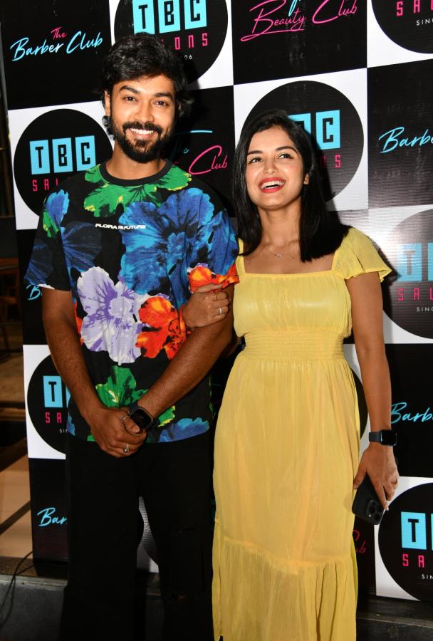 TBC-Luxury-Saloon-Launch-By-Tollywood-Celebreties-Photos-20.jpeg 19