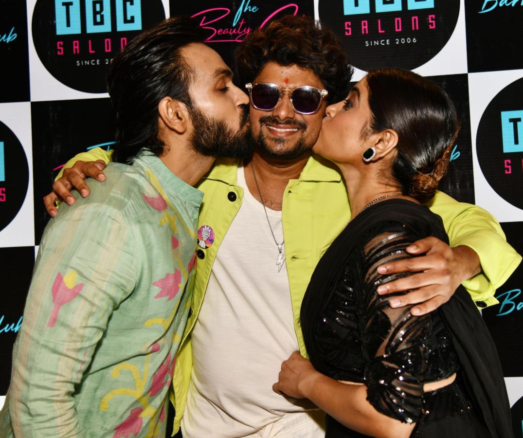 TBC-Luxury-Saloon-Launch-By-Tollywood-Celebreties-Photos-34.jpeg 33
