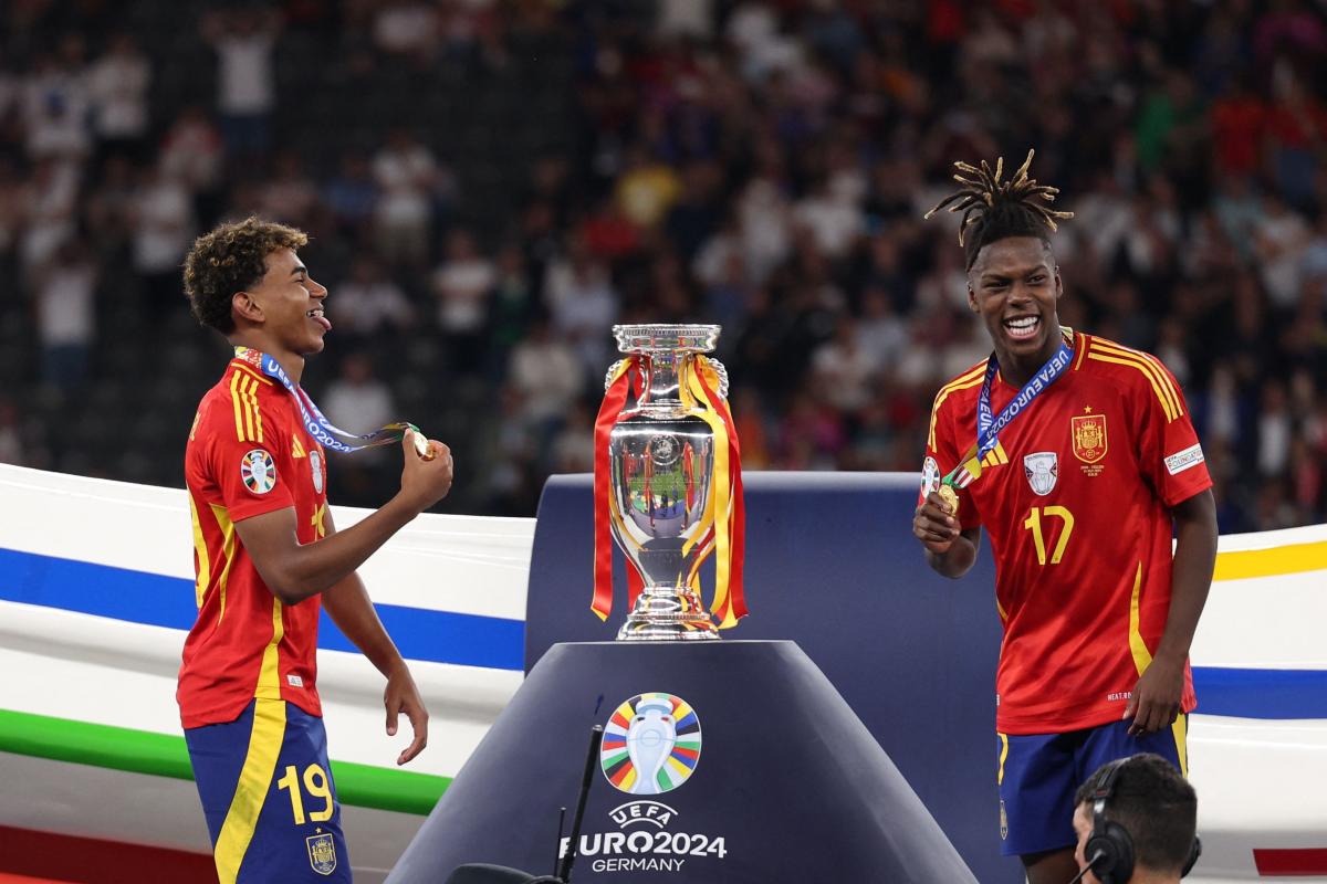Euro-Champion-Spain-02.jpg 2