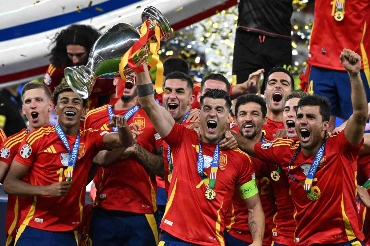 Euro-Champion-Spain-08.jpg 1