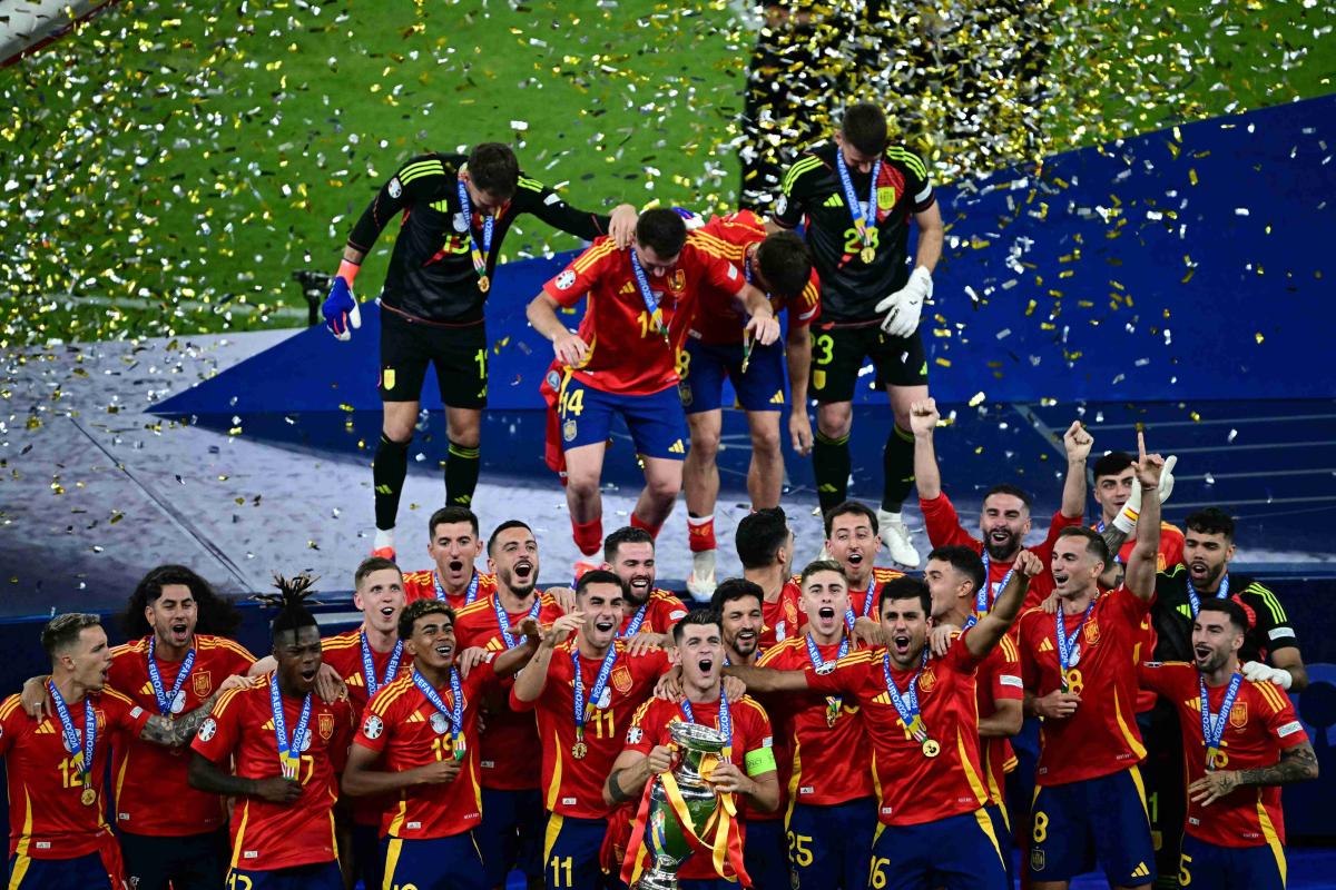 Euro-Champion-Spain-10.jpg 9