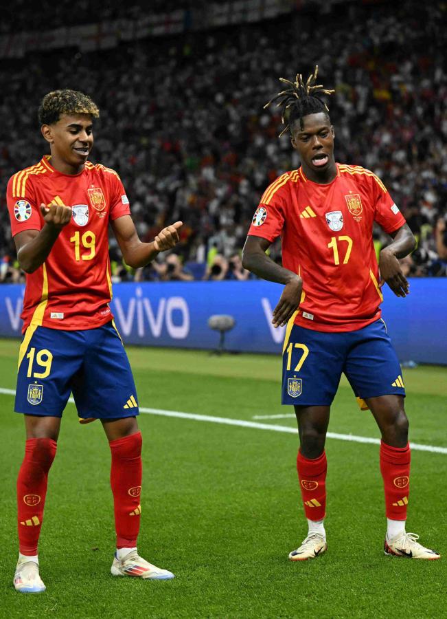 Euro-Champion-Spain-22.jpg 21