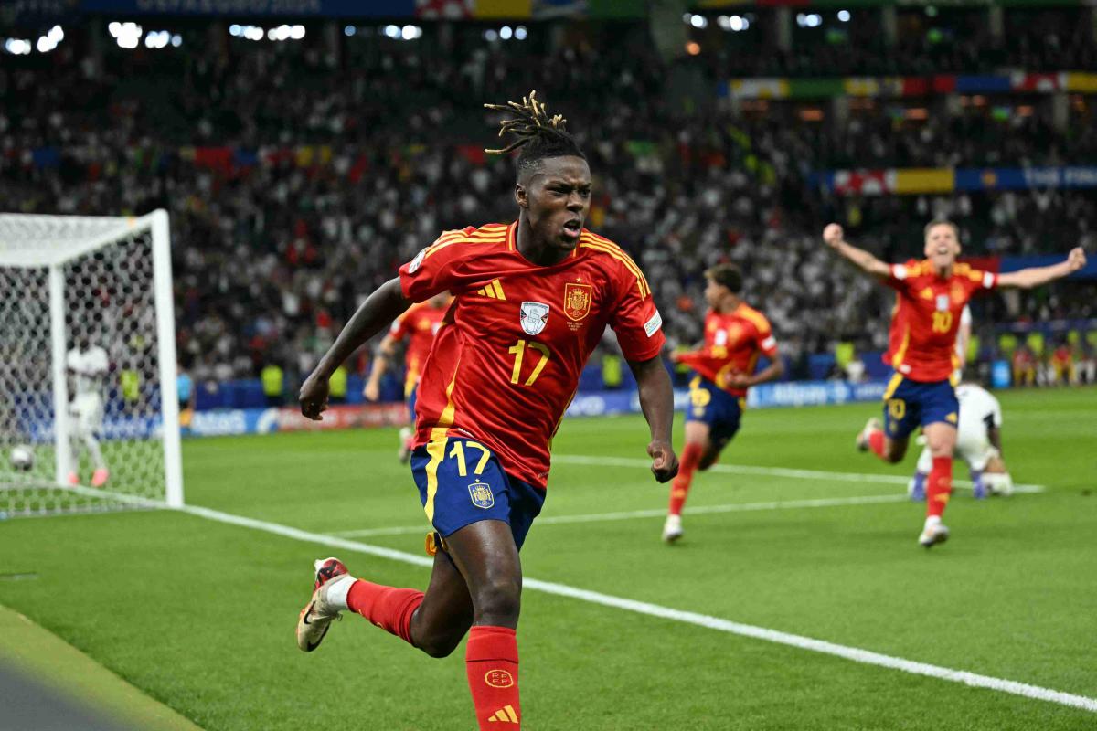 Euro-Champion-Spain-36.jpg 35