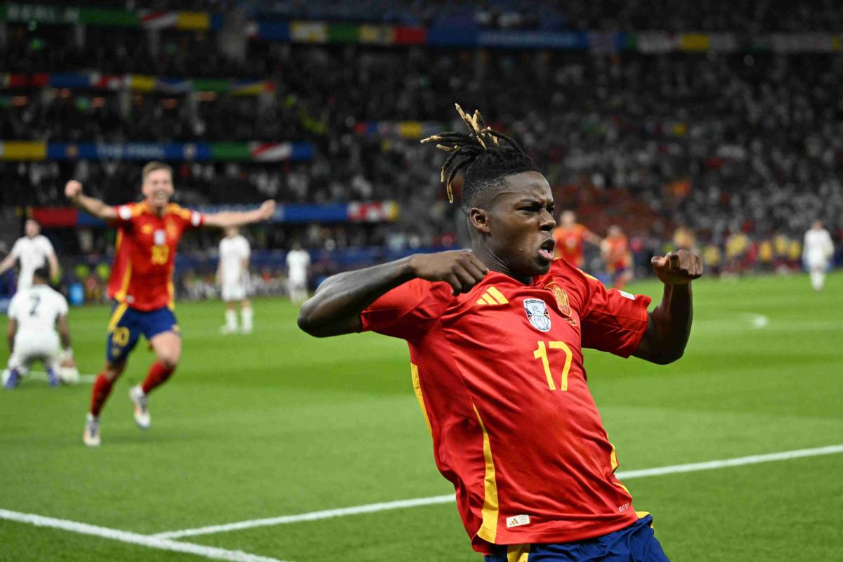 Euro-Champion-Spain-37.jpg 36