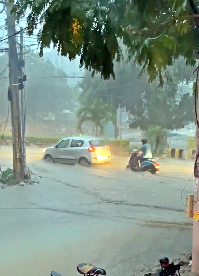 HYD-RAINS-09.jpg 9