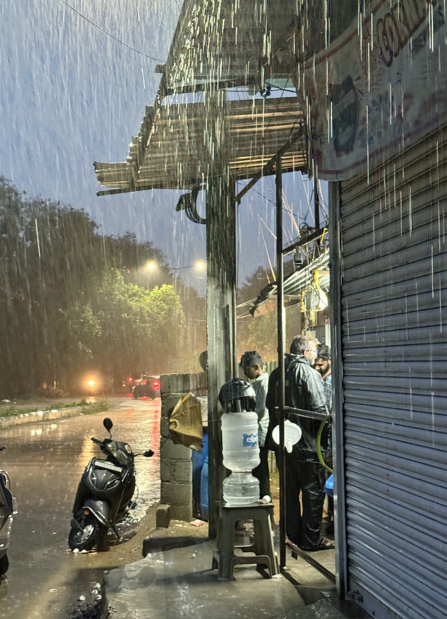 HYD-RAINS-19.jpg 22