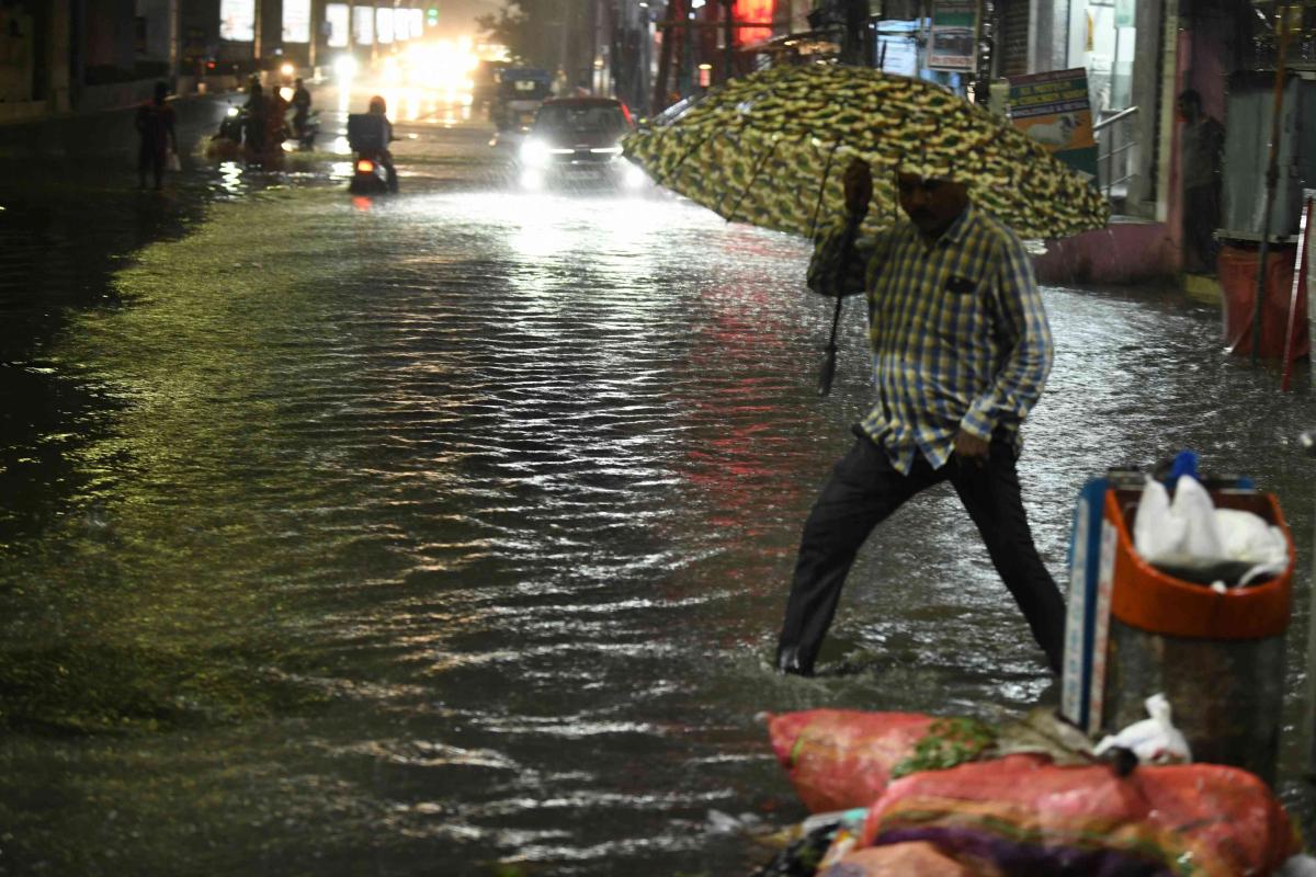 HYD-RAINS-26.jpg 29