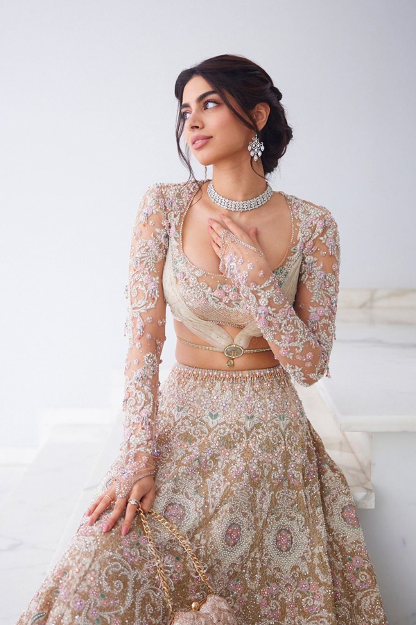 Janhvi_Kushi-Kapoor-16.jpg 17