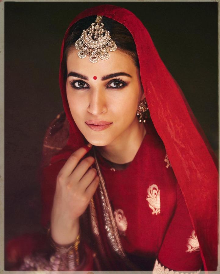KritiSanon-08.jpg 8