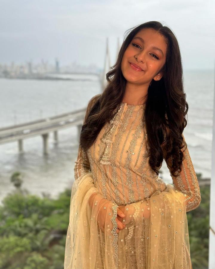 Sitara-07.jpg 3