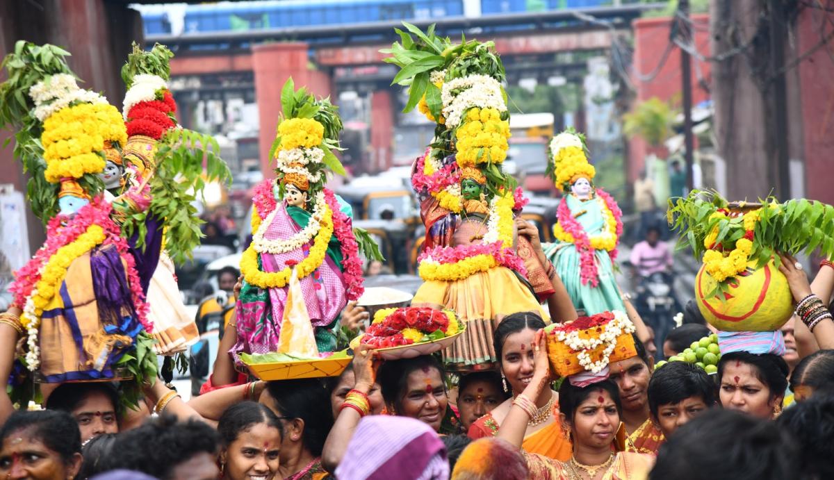 TelanganaBonalu-Durgamma-Vijayawada-02.jpeg 2
