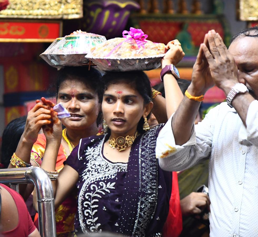 TelanganaBonalu-Durgamma-Vijayawada-11.jpeg 11