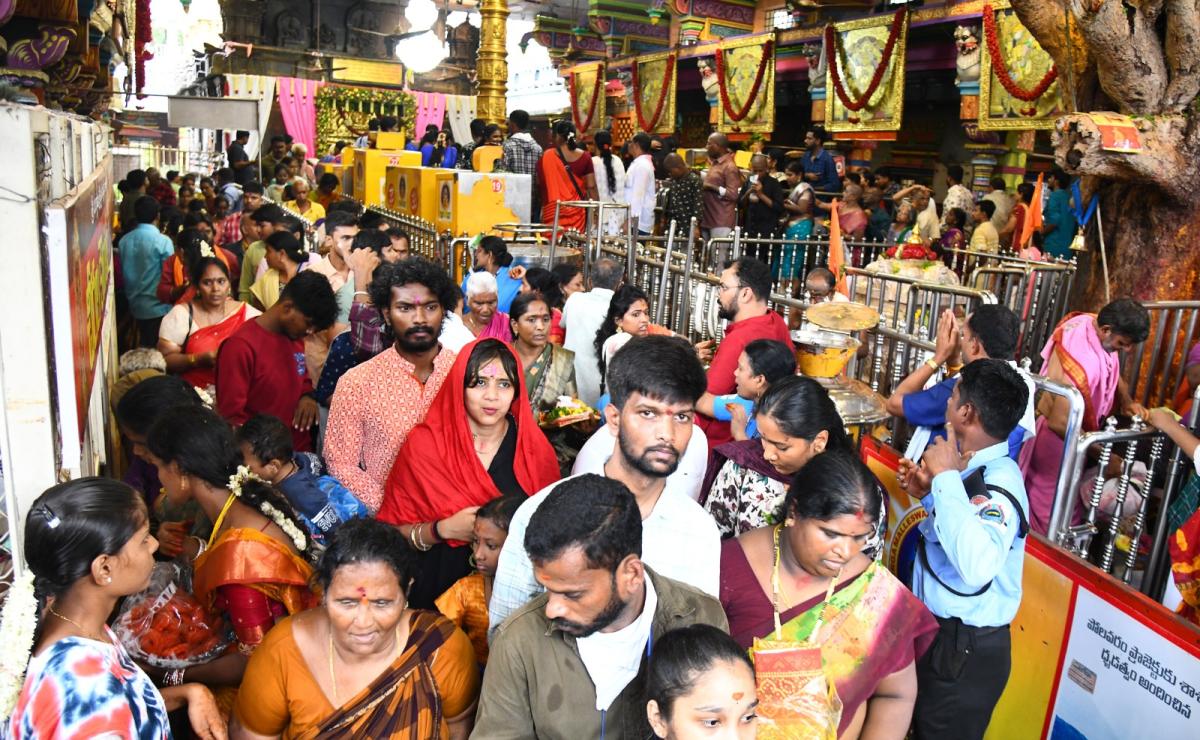 TelanganaBonalu-Durgamma-Vijayawada-15.jpeg 15