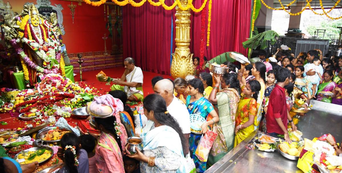 TelanganaBonalu-Durgamma-Vijayawada-22.jpeg 22
