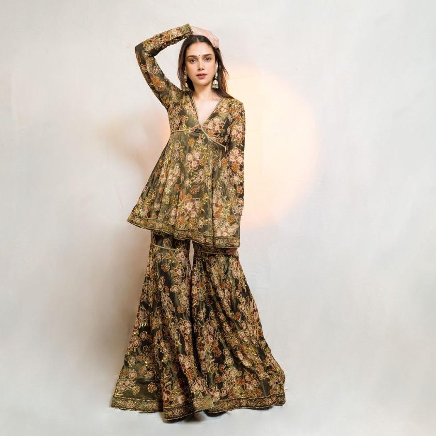 AditiRaoHydari-05.jpg 2