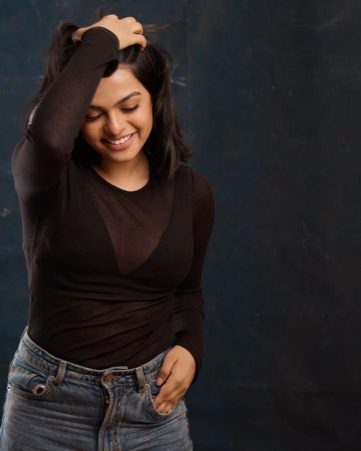 GopikaRamesh-07.jpg 7