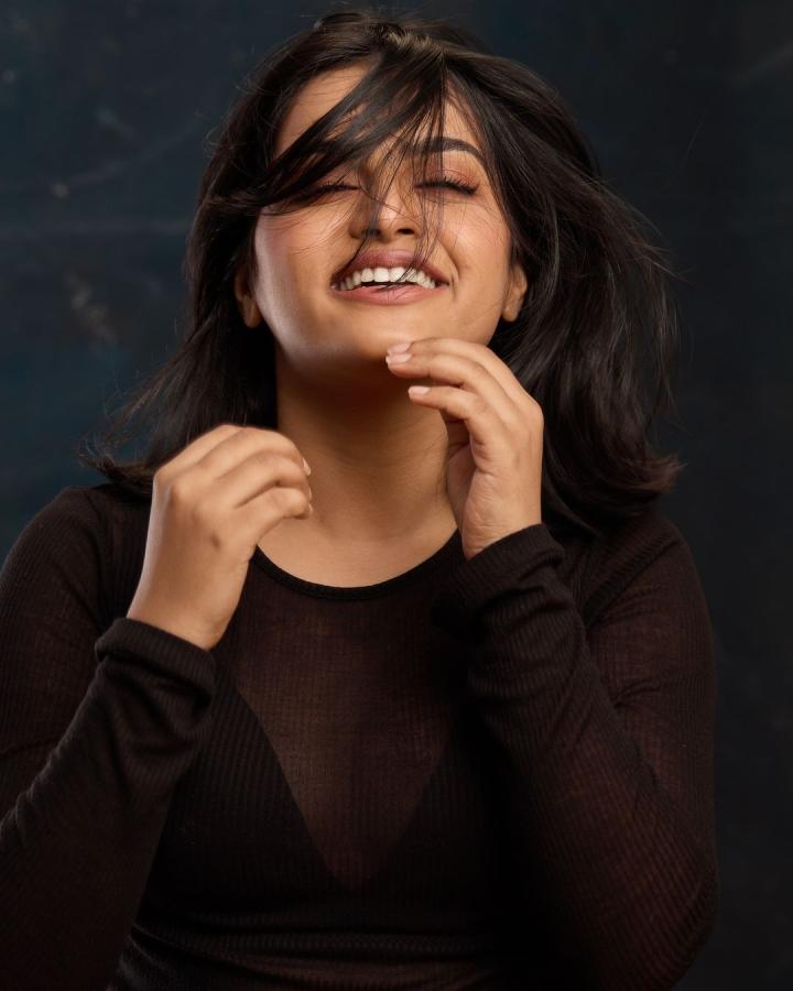 GopikaRamesh-09.jpg 9