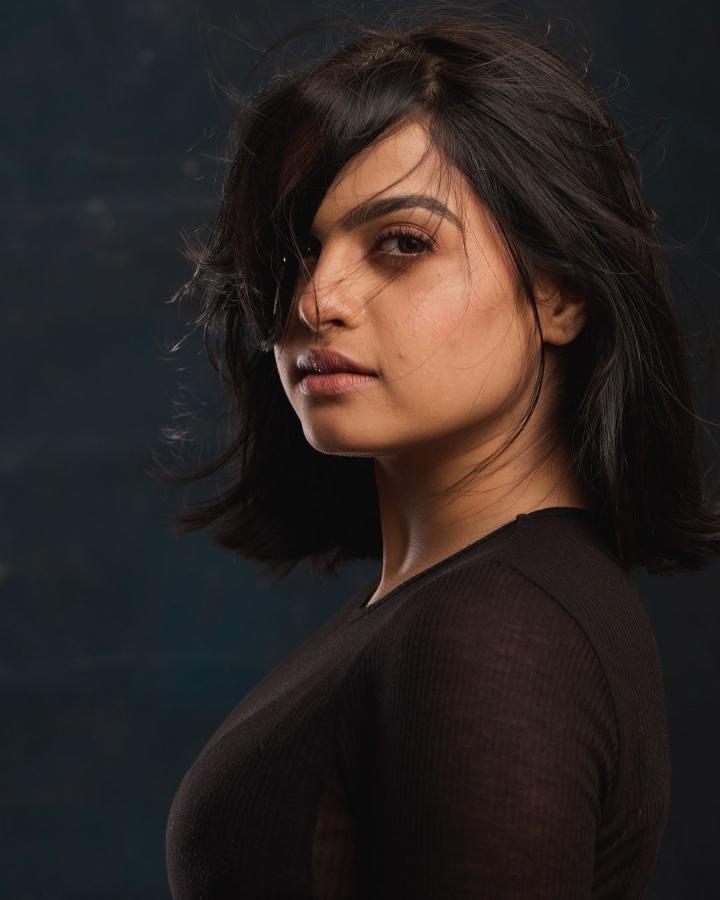 GopikaRamesh-14.jpg 14