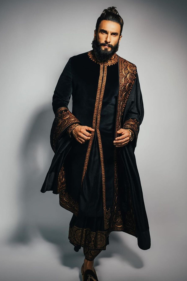 Ranveer-Singh-3.jpg 4
