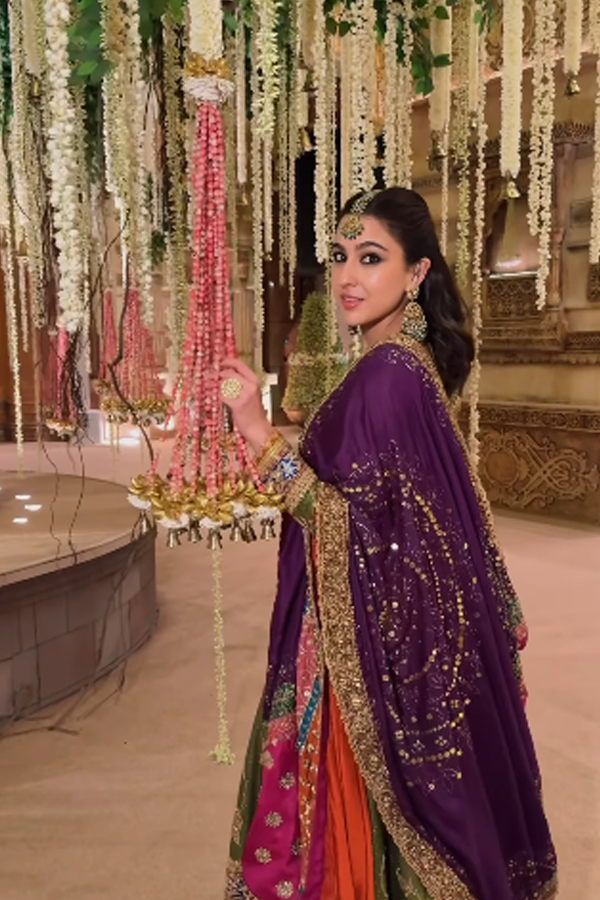 Sara-Ali-Khan_Ibrahim-Ali-Khan-11.jpg 12