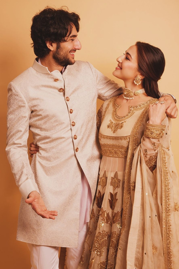 Sara-Ali-Khan_Ibrahim-Ali-Khan-3.jpg 4