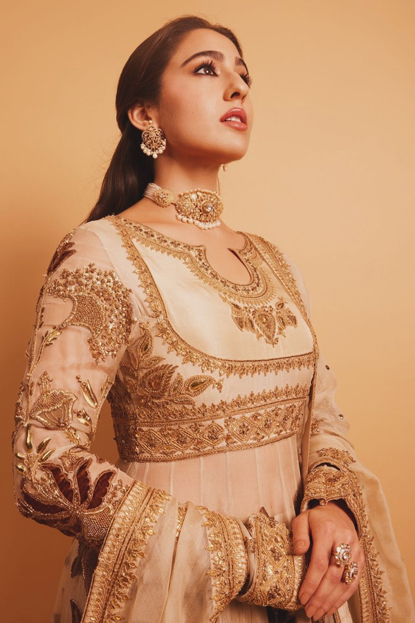 Sara-Ali-Khan_Ibrahim-Ali-Khan-4.jpg 5