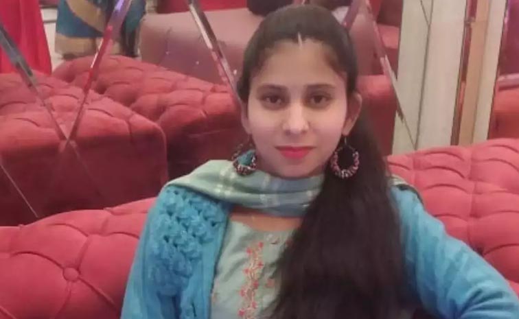Shivani_Case_Noida.jpg