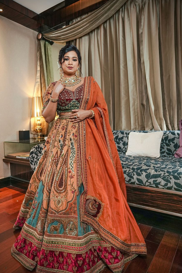 Shreya-Ghoshal-10.jpg 11