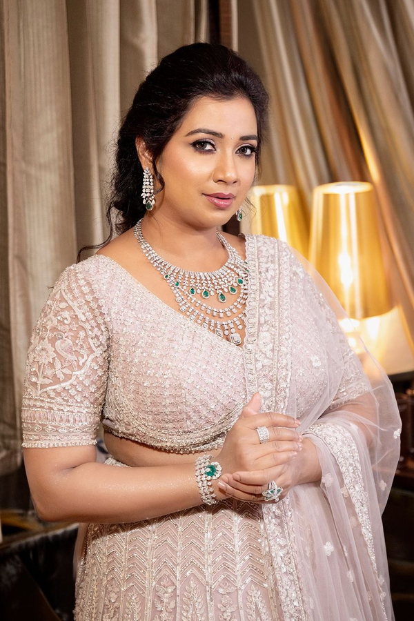 Shreya-Ghoshal-12.jpg 13