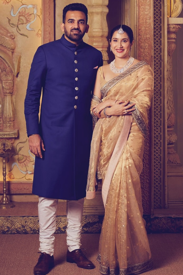 Zaheer-Khan_Sagarika-Ghatge-1.jpg 2