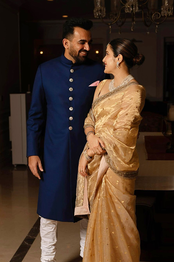 Zaheer-Khan_Sagarika-Ghatge-2.jpg 3