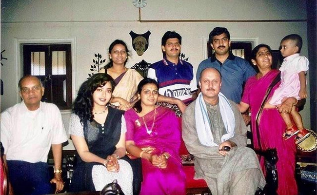 Actress_20Soundarya_20Unseen_20Photos_7.jpg 7