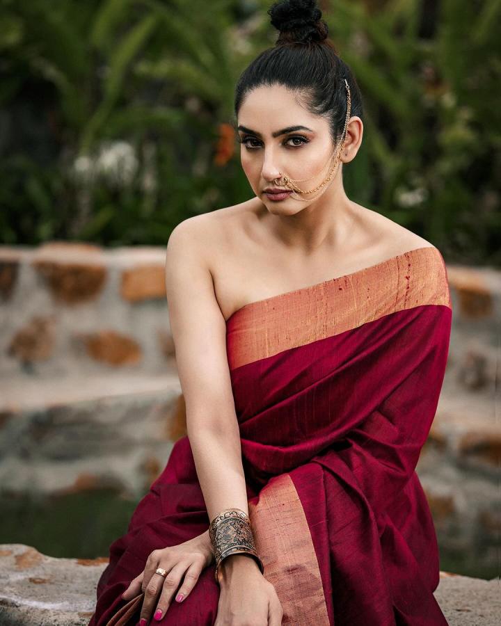 Ragini-Dwivedi-04.jpg 4
