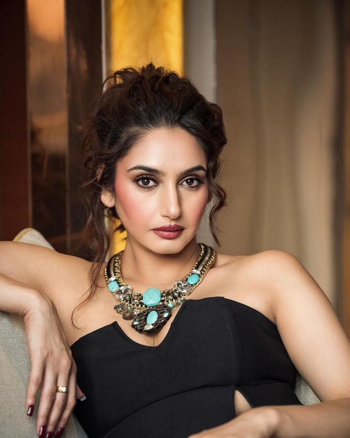 Ragini-Dwivedi-23.jpg 23