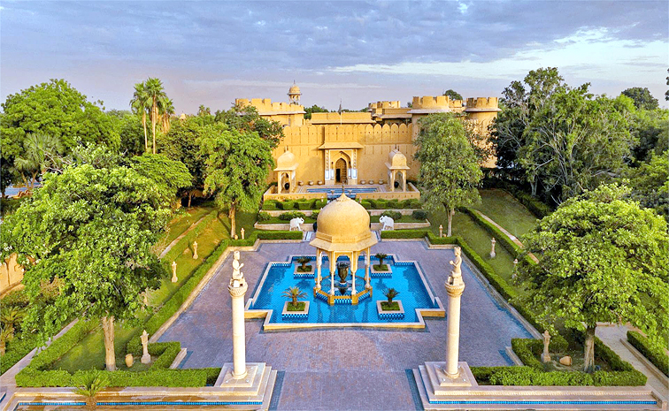 01-The-Oberoi-Rajvilas-Jaipur_0.jpg 2