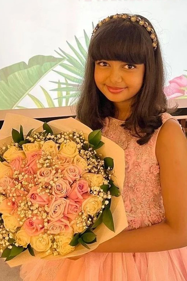 Aishwarya_20Rai_20and_20daughter_20Aaradhya_20Latest_20photos_20Goes_20Viral_20In_20Social_20Media_20_2819_29.jpg 26