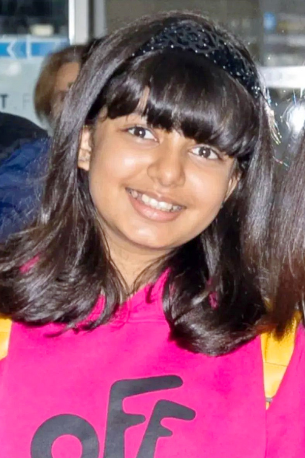 Aishwarya_20Rai_20and_20daughter_20Aaradhya_20Latest_20photos_20Goes_20Viral_20In_20Social_20Media_20_2820_29.jpg 27