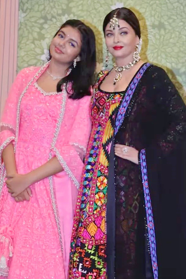 Aishwarya_20Rai_20and_20daughter_20Aaradhya_20Latest_20photos_20Goes_20Viral_20In_20Social_20Media_20_2831_29.jpg 7