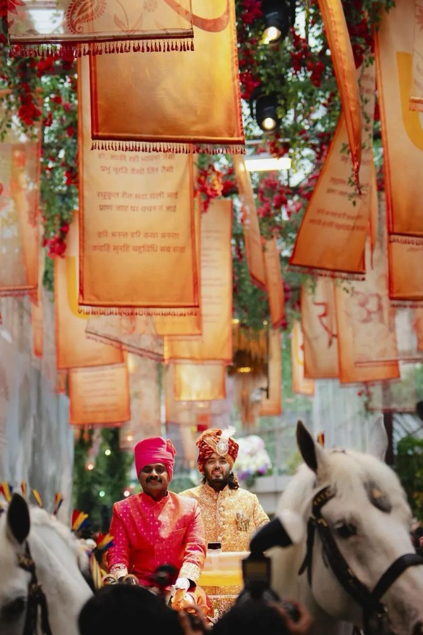 Radhika-Merchant_Anant-Ambani_Wedding-Pics-1.jpg 2