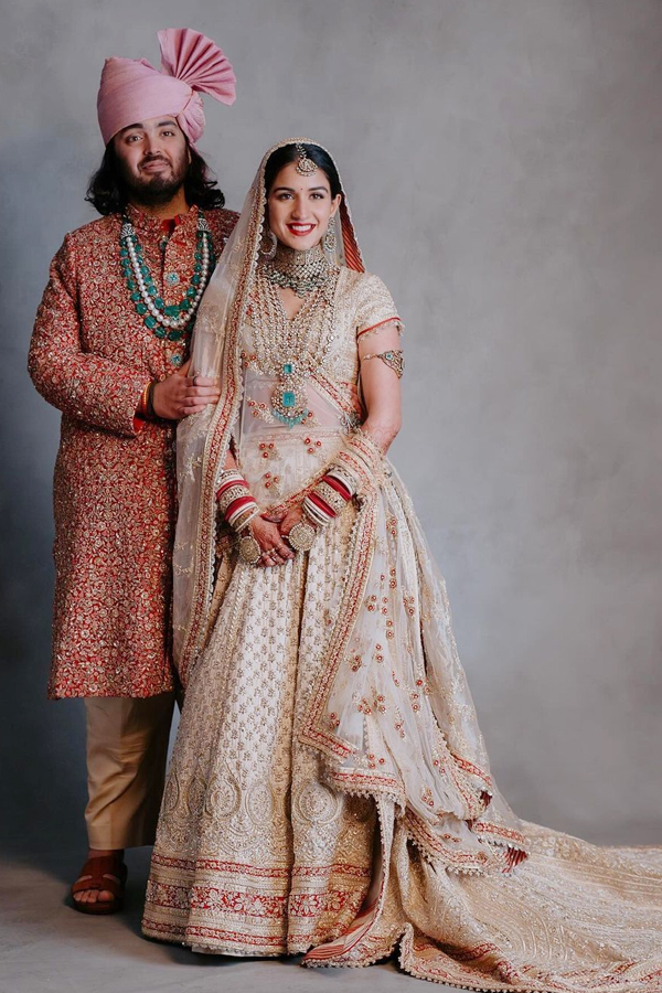 Radhika-Merchant_Anant-Ambani_Wedding-Pics-27.jpg 28